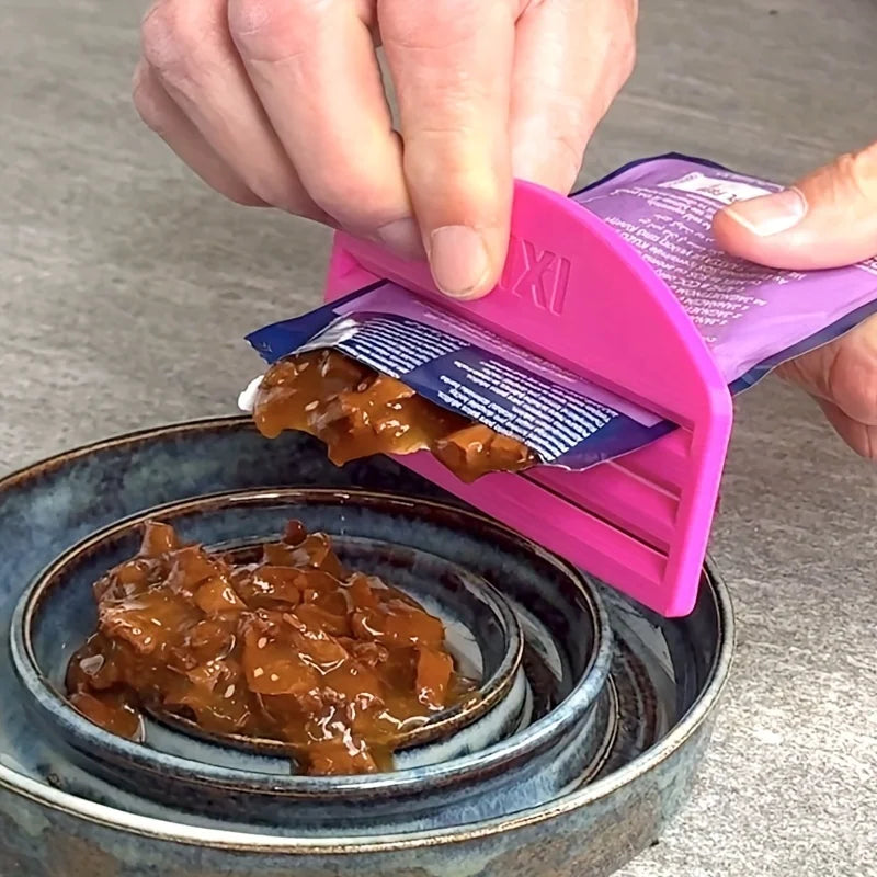 Cat Food Squeezing Feeder Tool